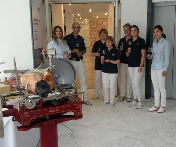 Dr. Christian von Schilcher, Düsseldorf - Neue Praxis im Hofgarten